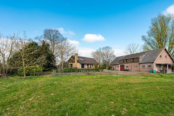 Photo of property Eemdijk 205, Eemdijk