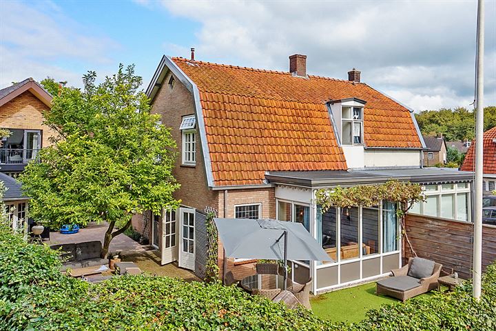 Photo of property Eemnesserweg 118, Baarn