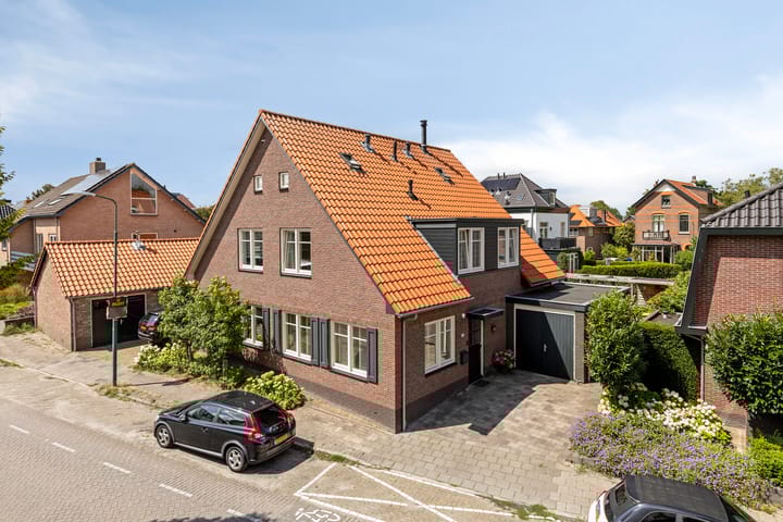 Photo of property Eemstraat 13C, Baarn