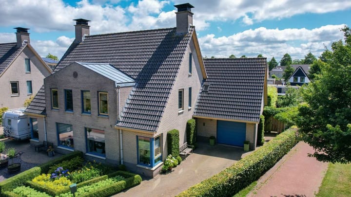 Photo of property Eendekroos 100, Drachten