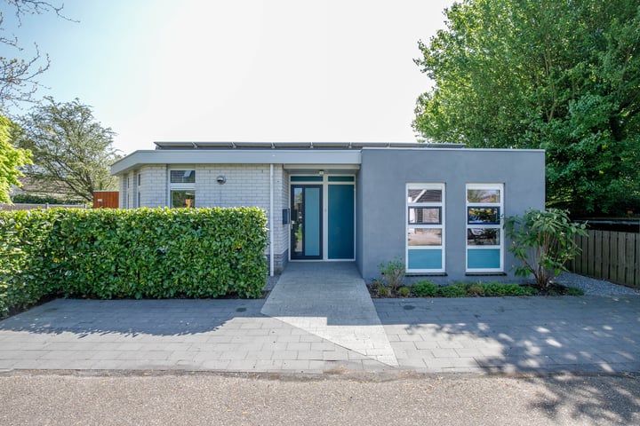 Eendrachtsdijk 2a in Zevenhuizen