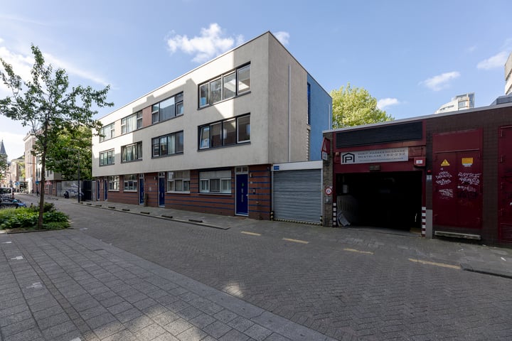 Eendrachtsstraat 17 in Rotterdam foto