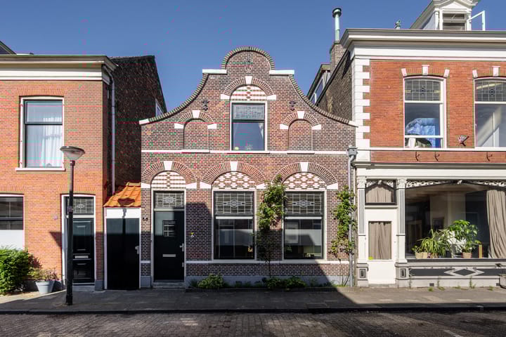 Photo of property Eendrachtstraat 18, Vlaardingen