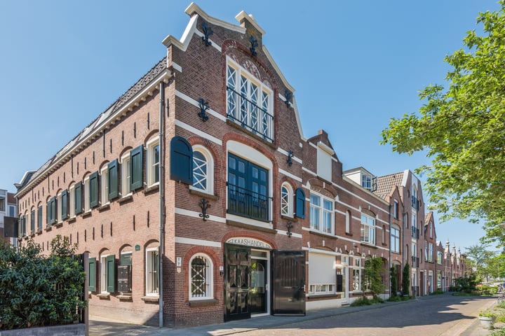 Eendrachtstraat 1C in Woerden