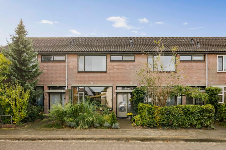 Eendrachtstraat 7 in Olst