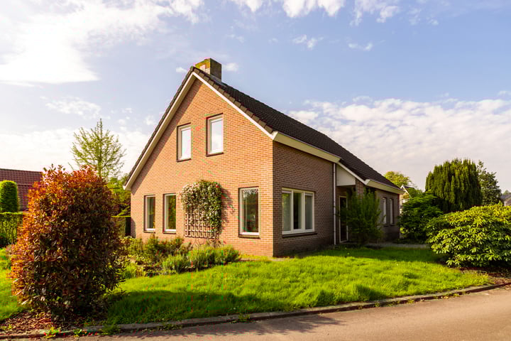 Eerbeekseweg 41A in Loenen