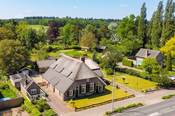 Eerbeekseweg 82 in Loenen