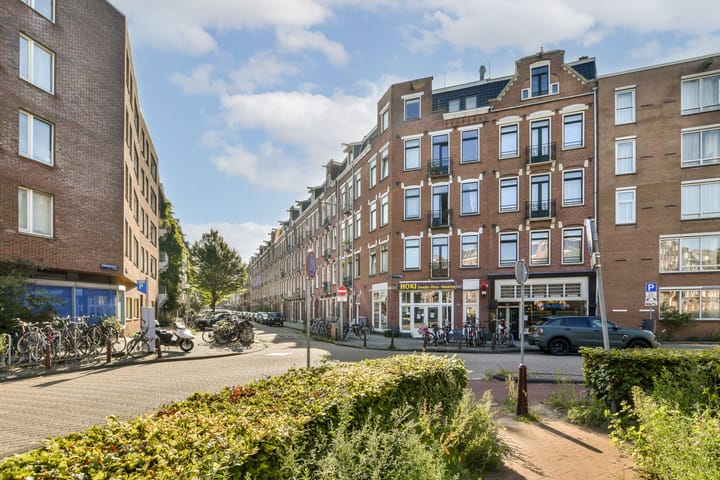 Eerste Atjehstraat 106K in Amsterdam foto