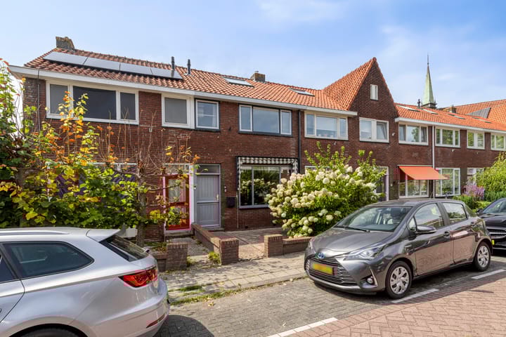 Eerste E.J. Potgieterstraat 25 in Gouda