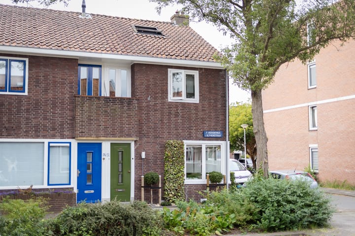 Eerste Hieronymus van Alphenstraat 72 in Gouda