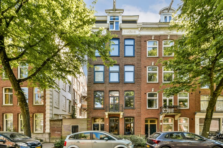 Eerste Hugo de Grootstraat 1-2 in Amsterdam