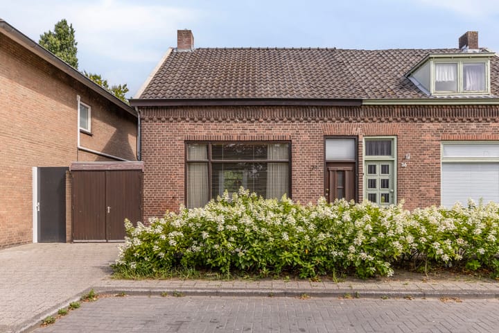 Photo of property Eerste Zeine 34, Waalwijk