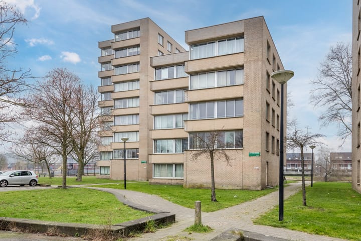 Efua Sutherlandstraat 38 in Amsterdam foto