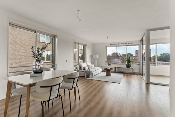 Efua Sutherlandstraat 44 in Amsterdam