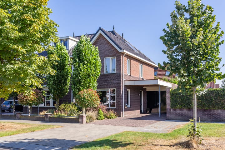 Egelantier 2 in Haaksbergen Foto