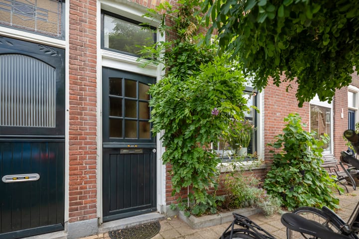 Eigenhaard 42 in Dordrecht