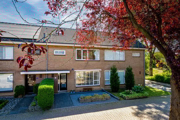 Eikenbaan 28 in Zevenaar