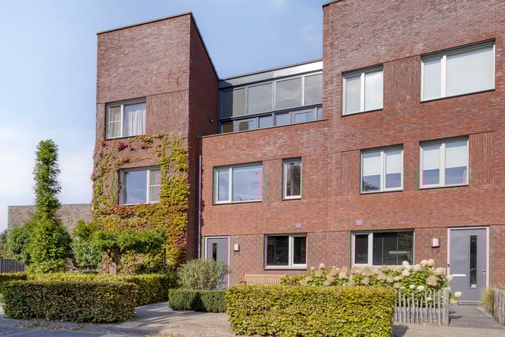 Eikenbussel 75 in Oirschot