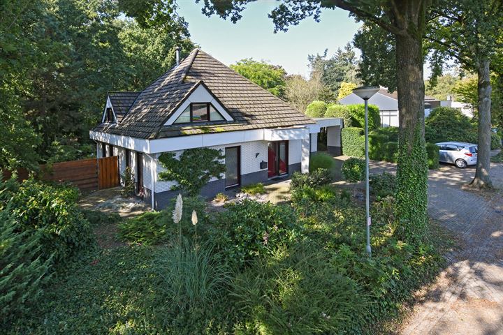 Photo of property Eikendreef 1, Haelen