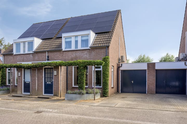 Photo of property Eikenlaan 11, Beek en Donk