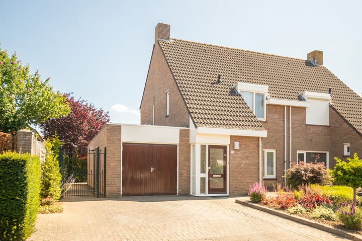 Eikenlaan 19 in Sint Odiliënberg