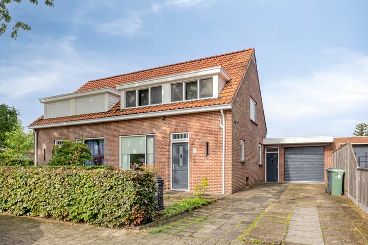 Eikenlaan 60 in Oosterhout