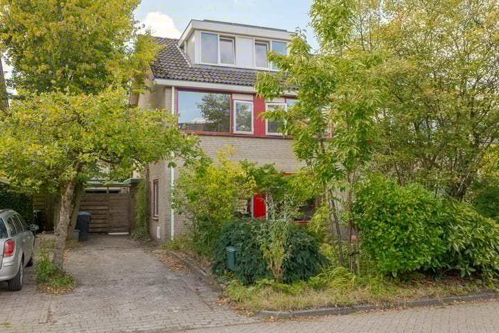 Eikenlaan 8 in Peize