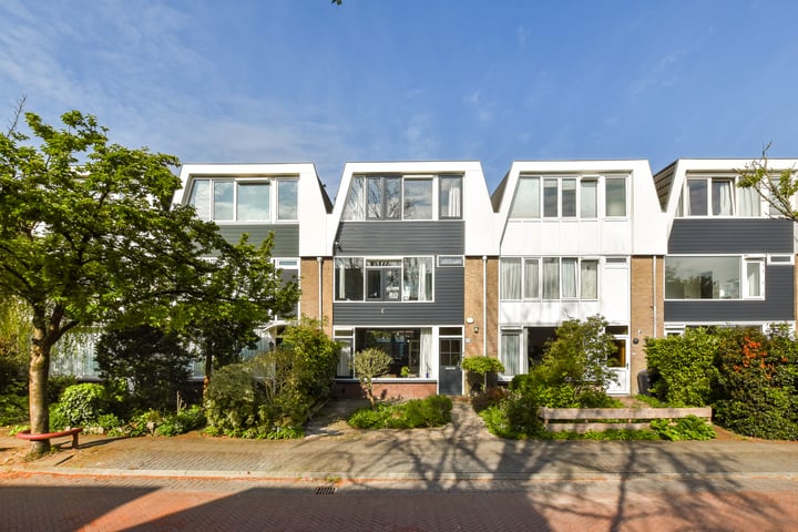 Eikenrodelaan 25 in Amstelveen photo