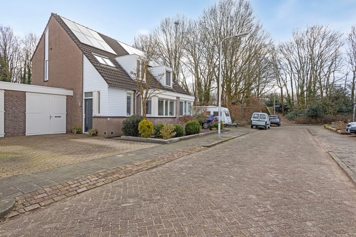 Eikenstraat 27 in Nieuwkuijk