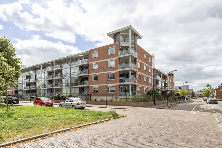 Photo of property Eikenstraat 9, Beverwijk