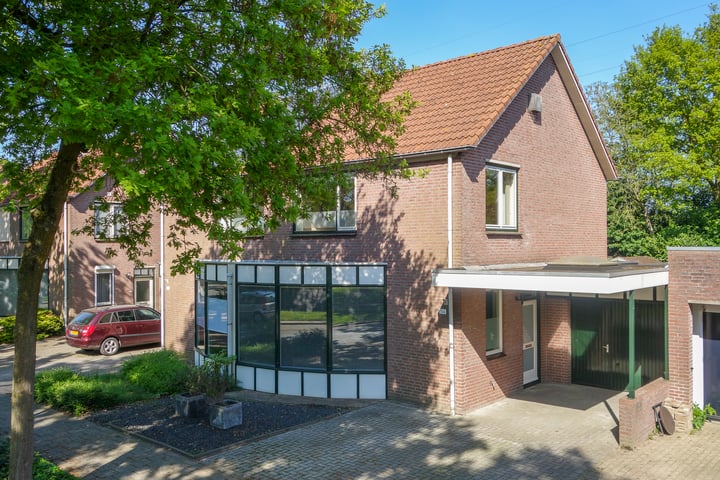 Eikenwal 154 in Uden