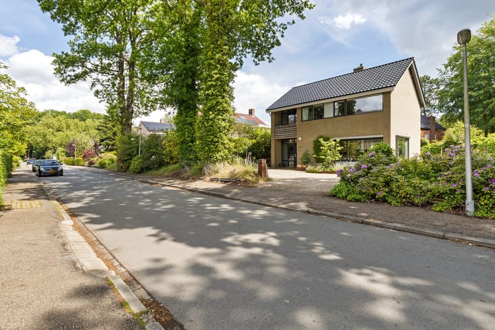 Eikenweg 12 in Glimmen