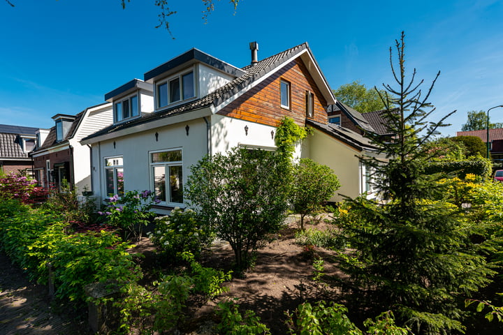 Eikenweg 20 in Baarn