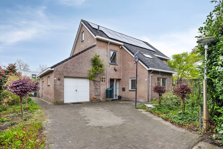 Photo of property Eikepage 16, Meppel