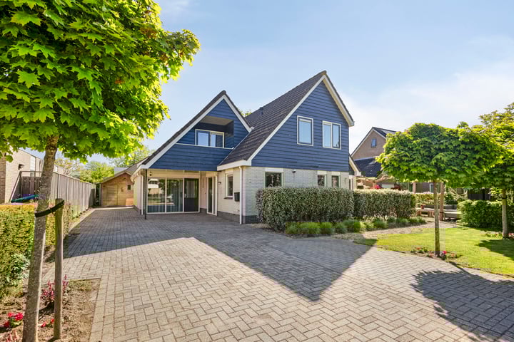 Eikepage 18 in Meppel foto