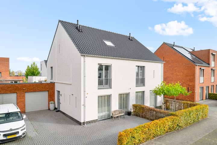 Photo of property Eikepagelaan 204, Apeldoorn