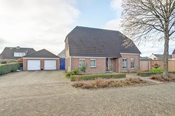 Photo of property Eikhofweg 4, Holthees