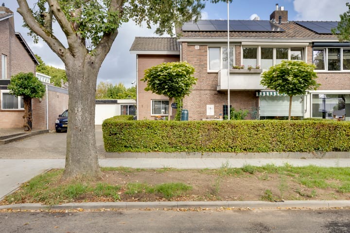 Einthovenstraat 5 in Geleen