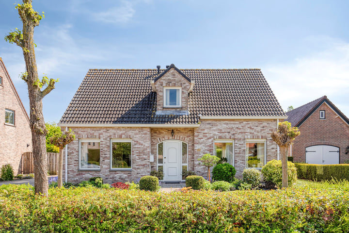 Photo of property Eisenhowersingel 53, Kloosterzande