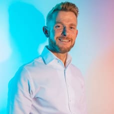 Photo of Elbert van Donselaar