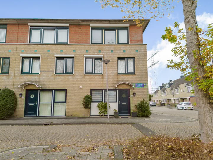 Else van der Banstraat 127 in Spijkenisse