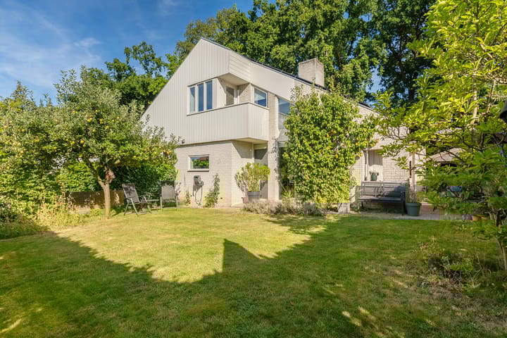 Photo of property Elsmaathorst 35, Enschede