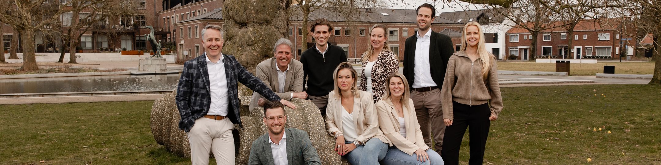 Team photo of Elst&co Makelaars