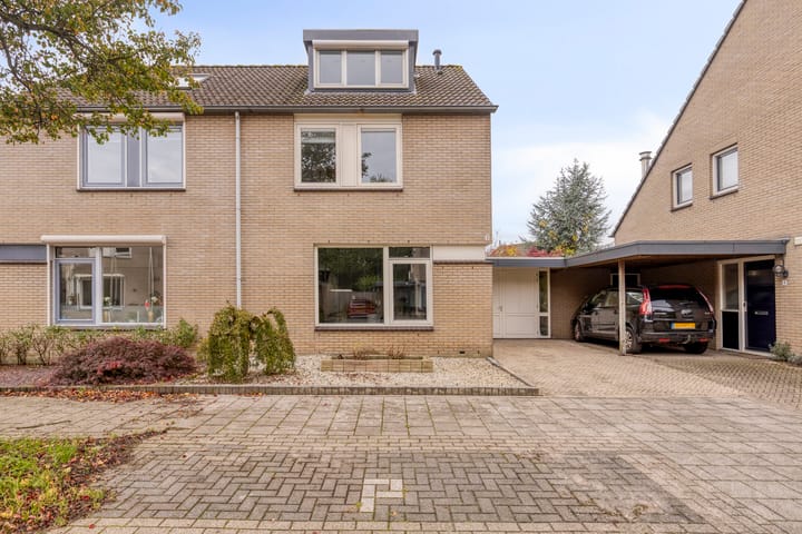 Elvis Presleystraat 6 in Arnhem foto