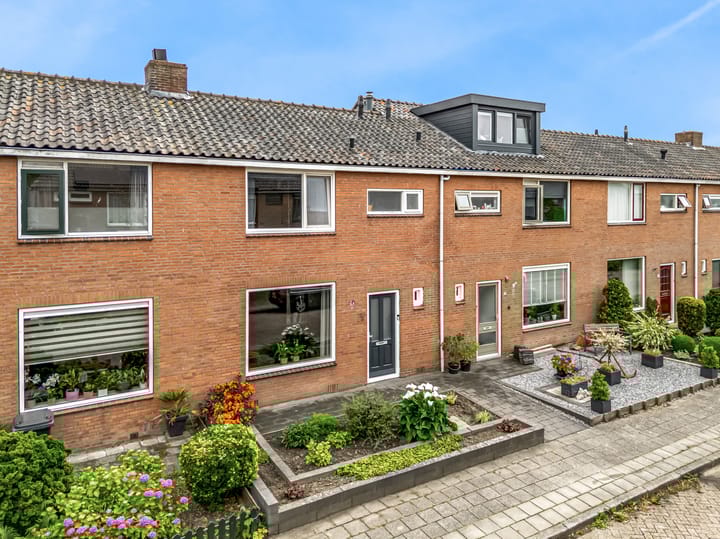 Elzenlaan 40 in Grootebroek
