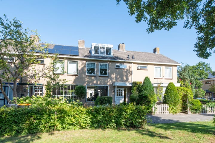 Photo of property Elzenlaan 6, Heerhugowaard