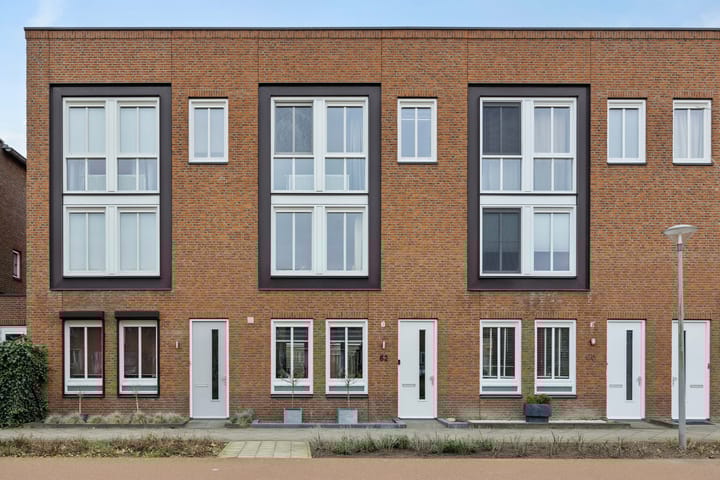 Elzenseloop 62 in Heesch