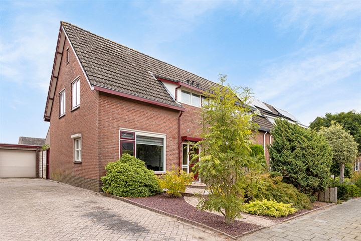 Elzenstraat 26 in Brakel