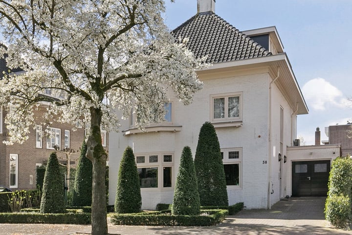Elzentlaan 38 in Eindhoven