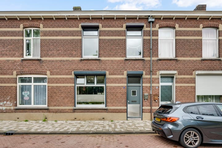 Emmalaan 17 in Roermond